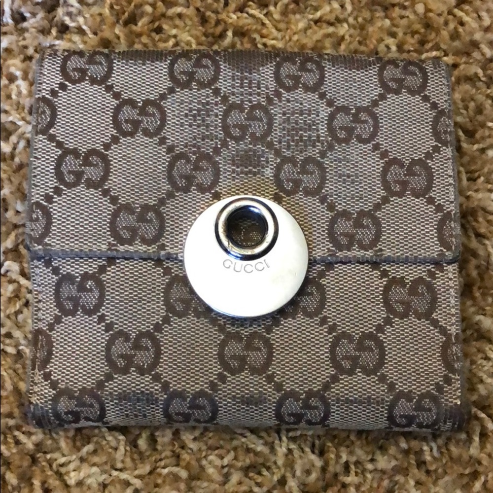 Authentic Gucci Compact Canvas Eclipse Wallet